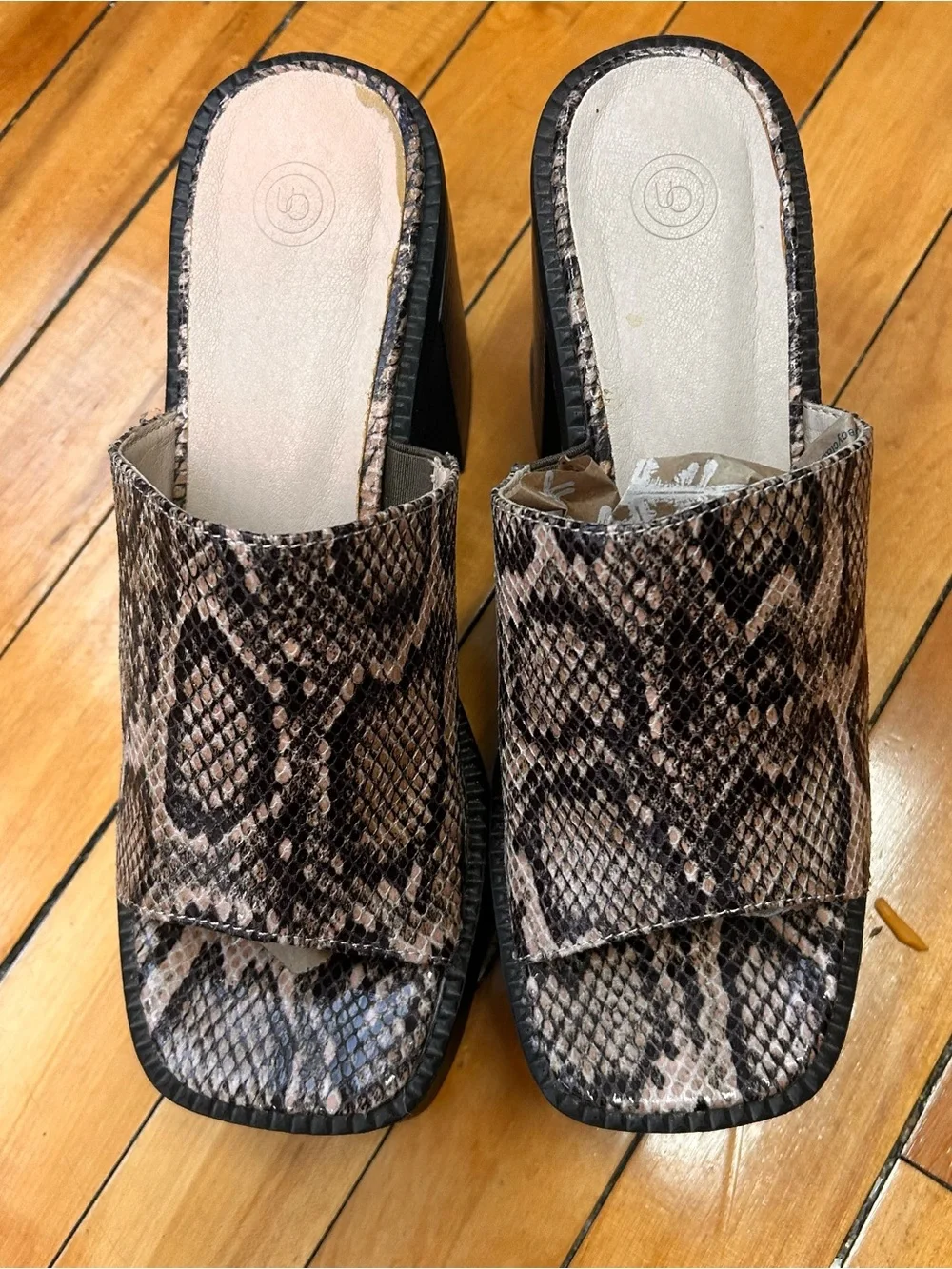 Urban Outfitters Paloma Snakeskin Platform Mule Block Heel Sz 9 Y2K Retro Disco